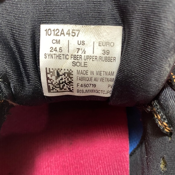 Asics Performance Gel-Kayano 26 Running Shoes
Black/Blue Coast Size 7.5 - Picture 12 of 12